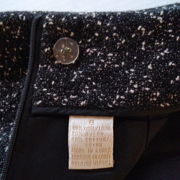 Dana Buchman 2-PC Women's Wool Jacket and Skirt Suit. Jacket Size 6. Skirt size8 - Picture 11 of 15